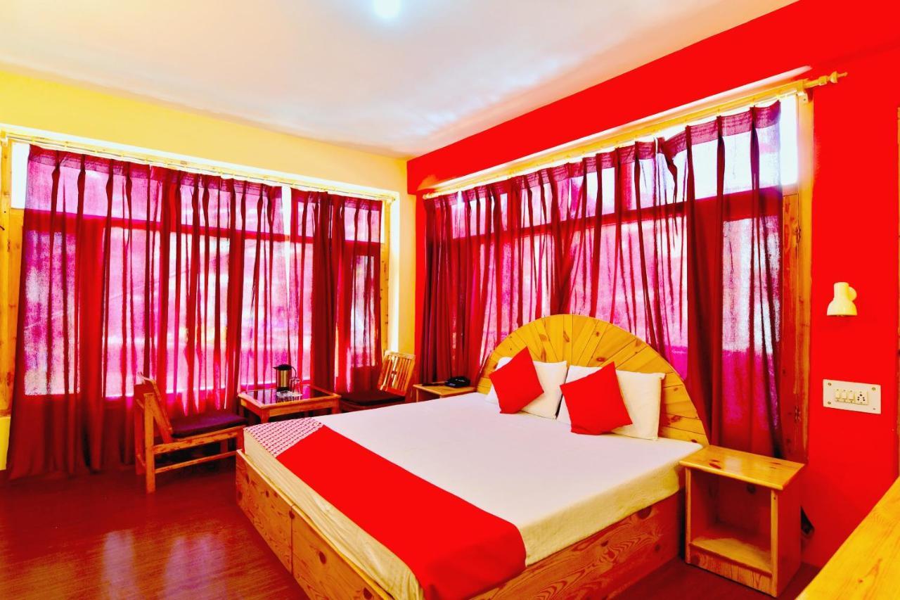 Oyo Flagship 27062 Hotel Green View Маналі Екстер'єр фото