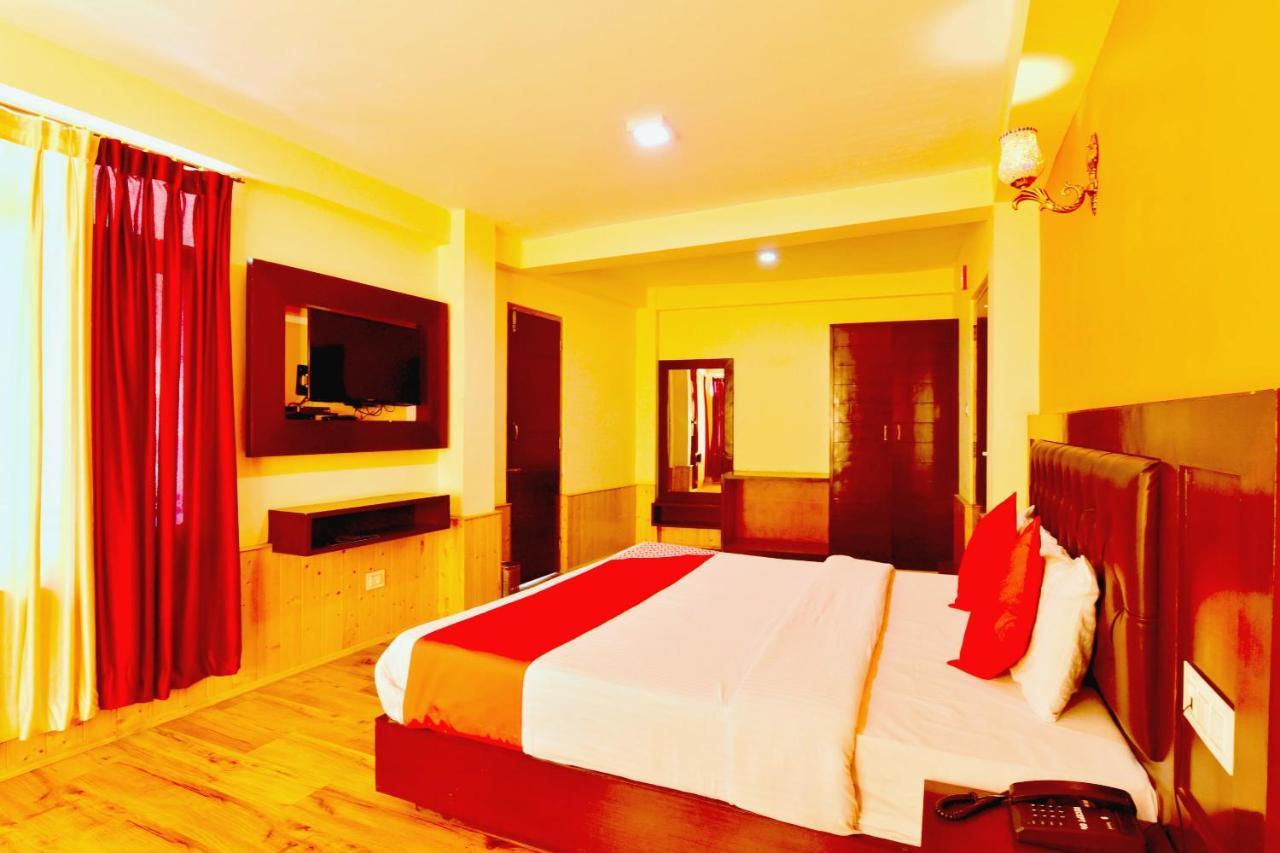 Oyo Flagship 27062 Hotel Green View Маналі Екстер'єр фото